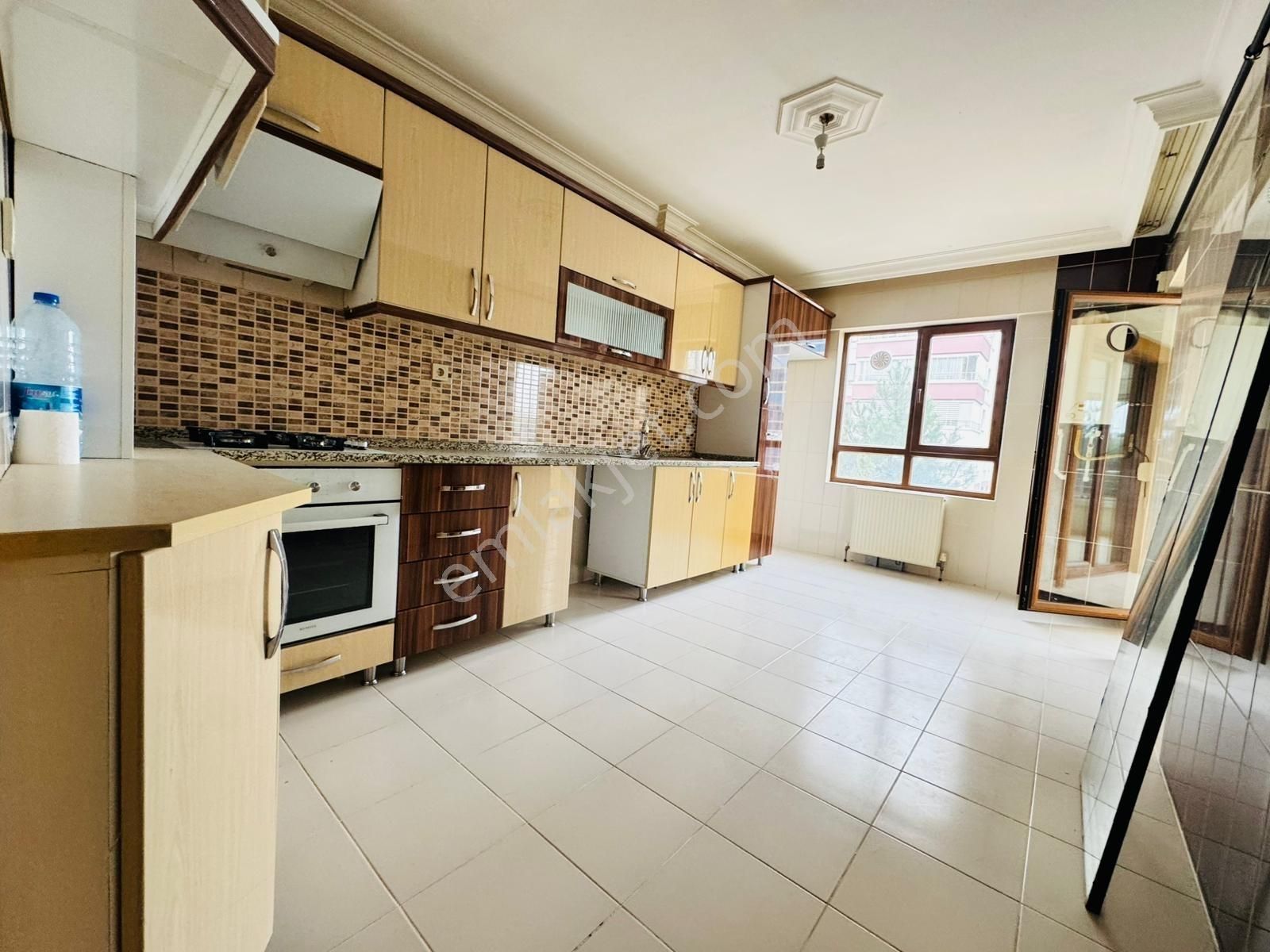 Şentürk Gayrimenkul'den Karapürçek'de 1.kat Site İçi Daire - Görsel 25