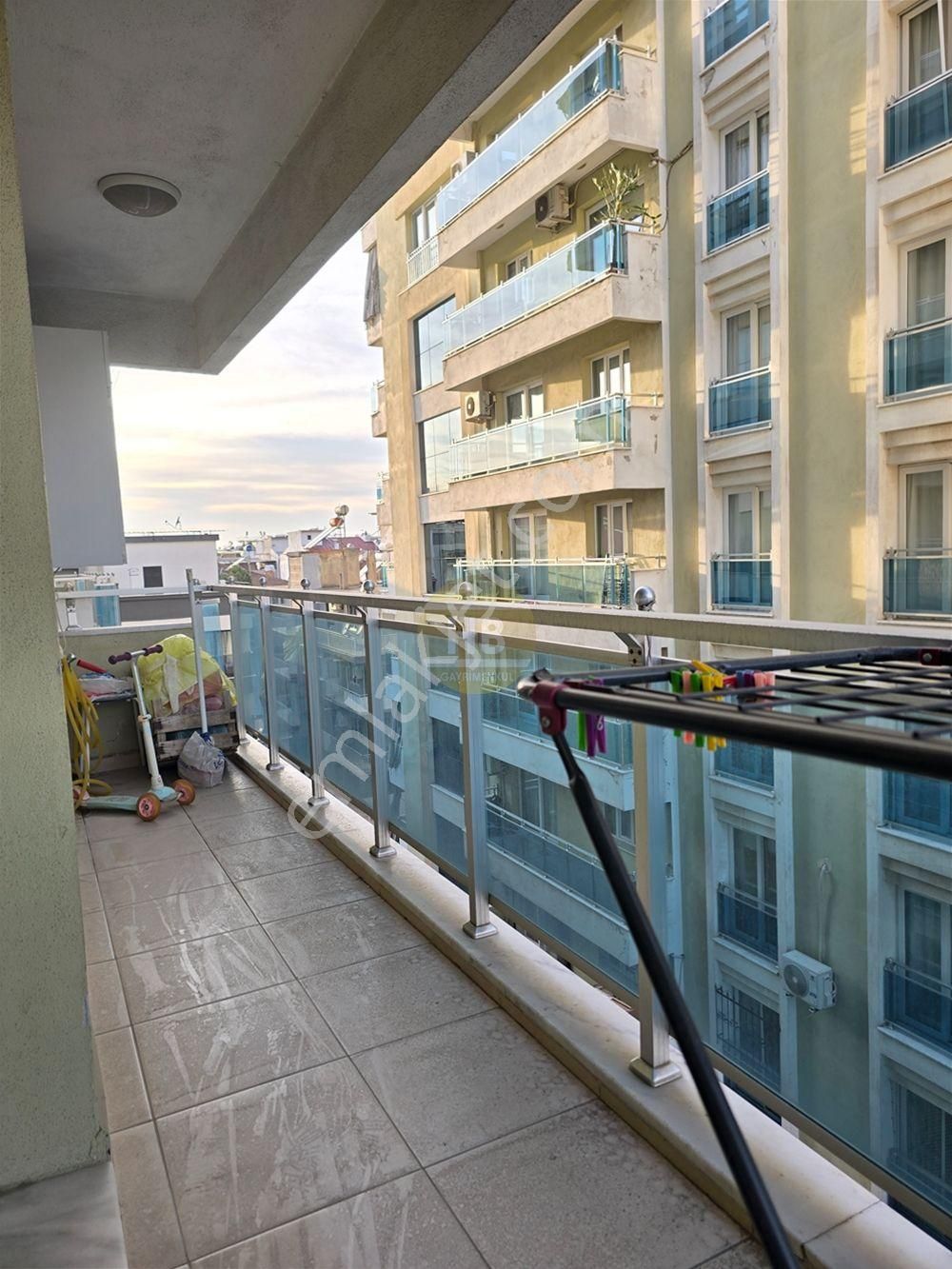 Hb'den 3+1 Satılık Daire, Site İçi/arakat/panoramik Manzaralı/mükemmel Konum - Görsel 18