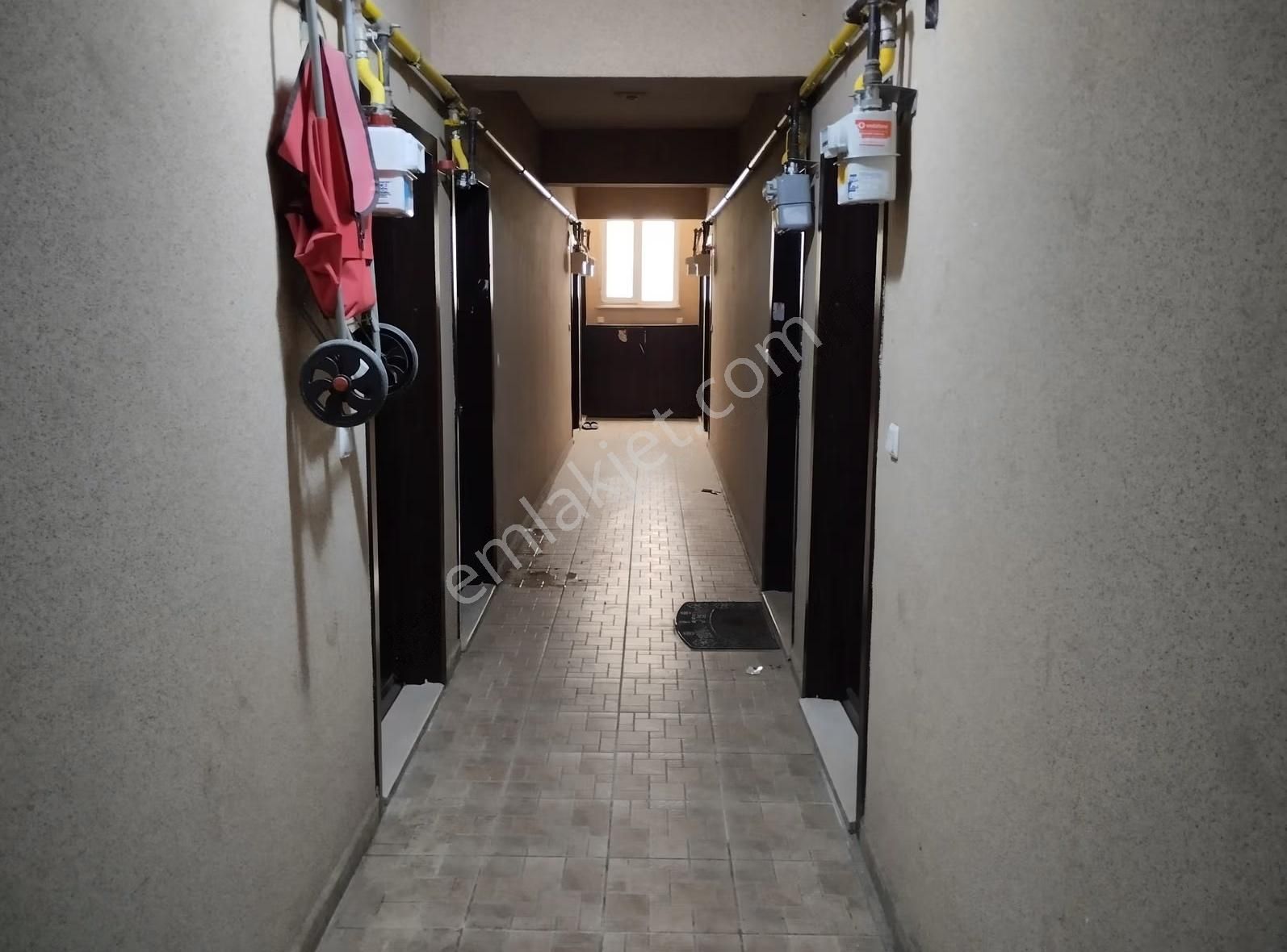 Eşref Emlak, Ön Cephe, Kat Mülkiyetli, Eşyalı Satılık 1+1 Daire - Görsel 14