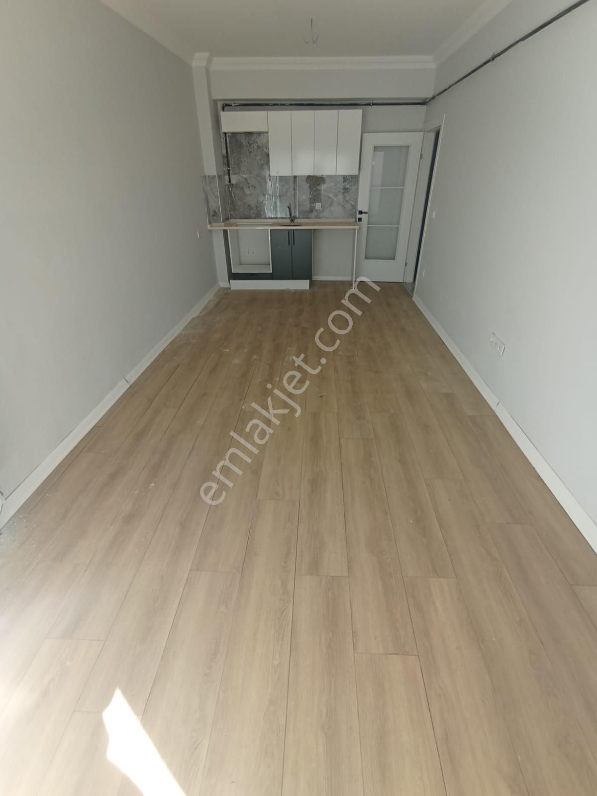 Kaçmaz'dan Sıfır Muhteşem Bahçe Teraslı Otoparklı 2+1 - Görsel 2