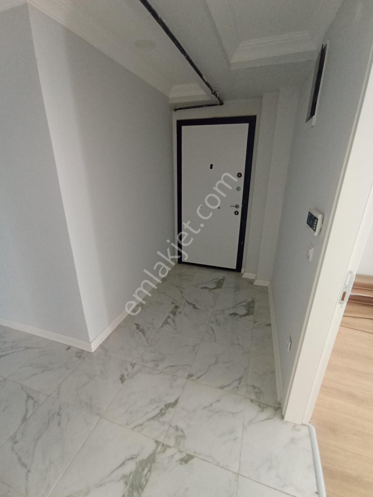 Kaçmaz'dan Sıfır Muhteşem Bahçe Teraslı Otoparklı 2+1 - Görsel 22