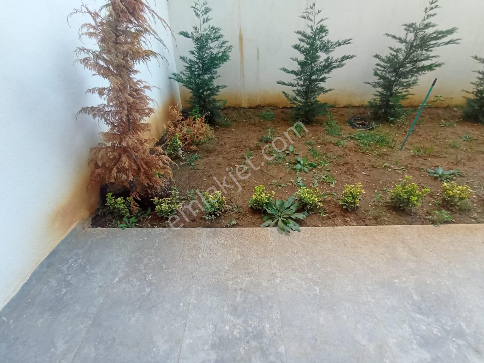 Kaçmaz'dan Sıfır Muhteşem Bahçe Teraslı Otoparklı 2+1 - Görsel 25