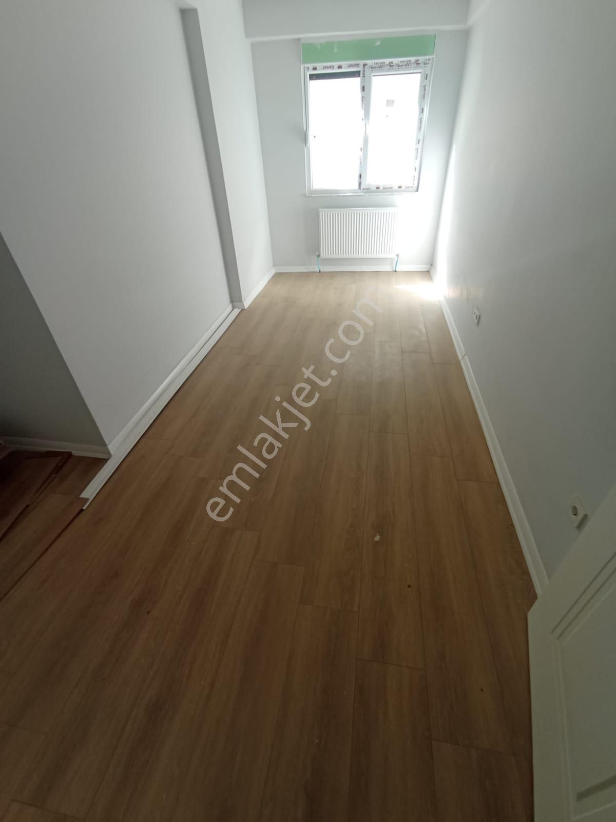 Kaçmaz'dan Sıfır Muhteşem Bahçe Teraslı Otoparklı 2+1 - Görsel 6