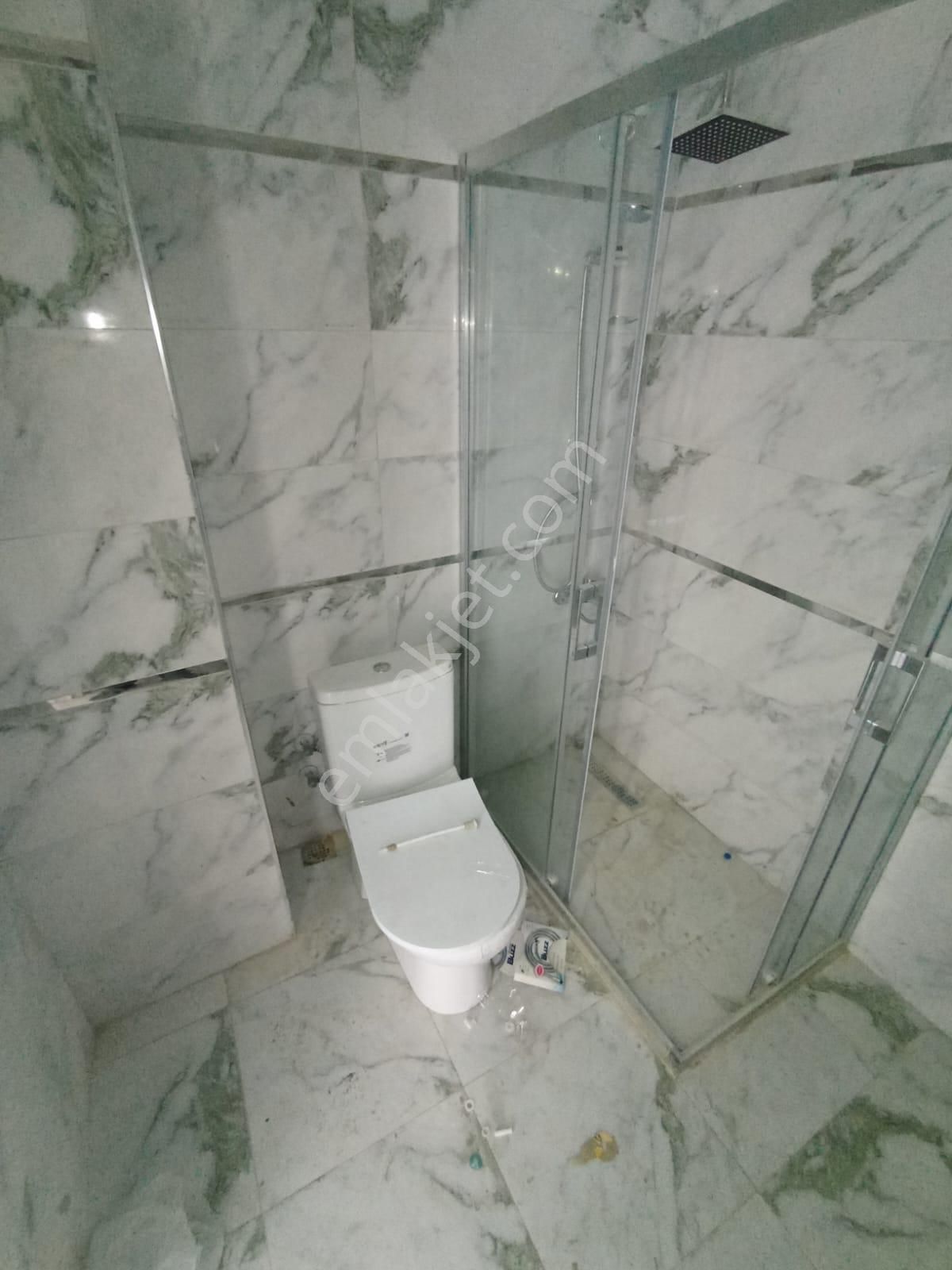 Kaçmaz'dan Sıfır Muhteşem Bahçe Teraslı Otoparklı 2+1 - Görsel 18