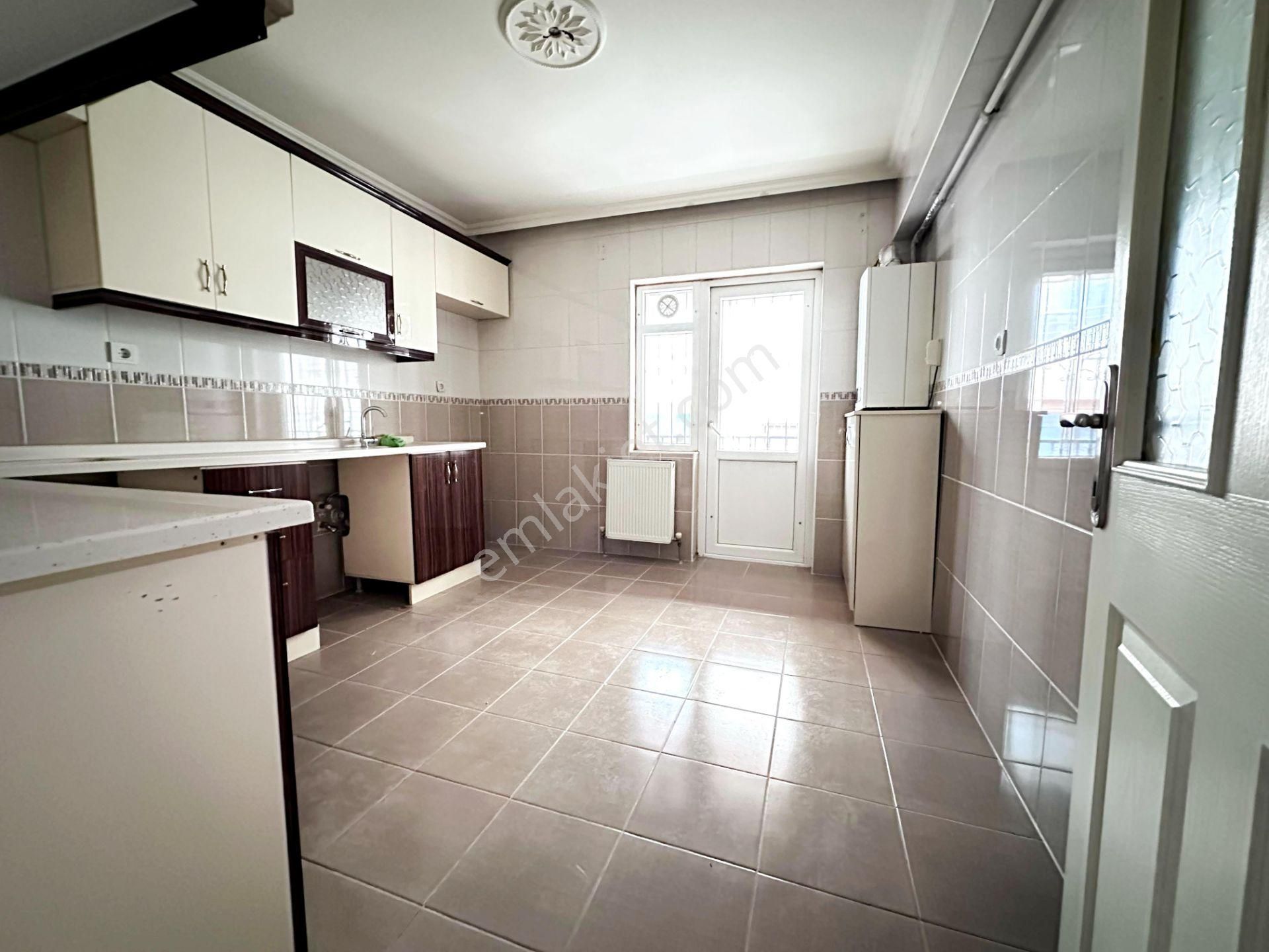 Uzman Emlak'dan Keçiören İncirli Mh. Asansörlü Bağımsız Isı Yalıtımlı Kat Konumunda 3+1 - Görsel 14