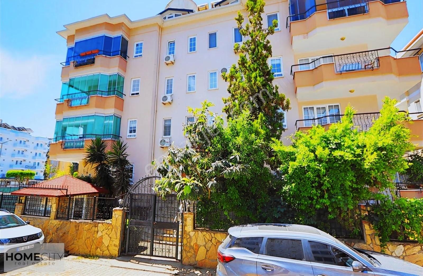 Alanya Oba 4+1 Dubleks Fuul Eşyalı 190m2 Site İçerisinde Merkezi