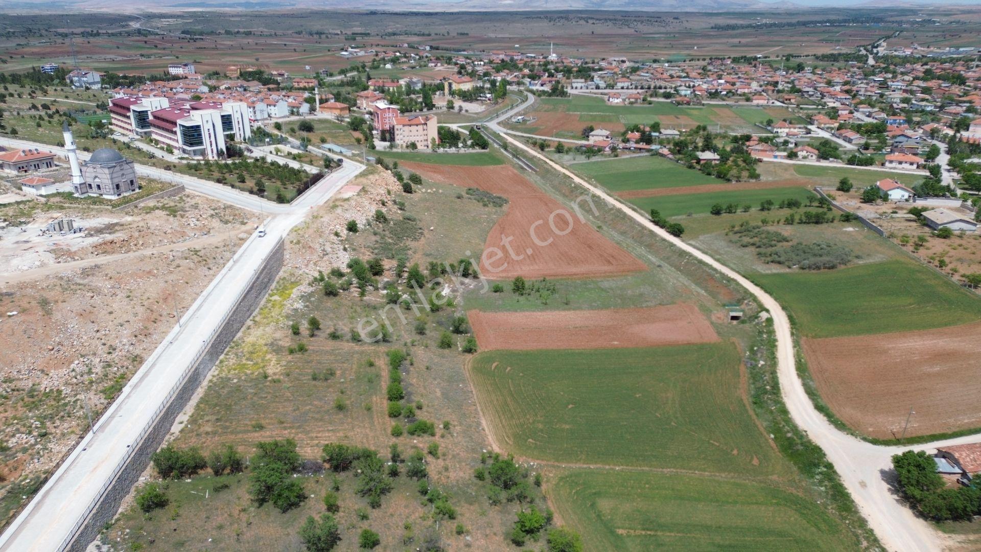 Konya / Akören / Ağalar Mahallesinde 854 M² Müstakil Tapulu Konut İmarlı Arsa - Görsel 6