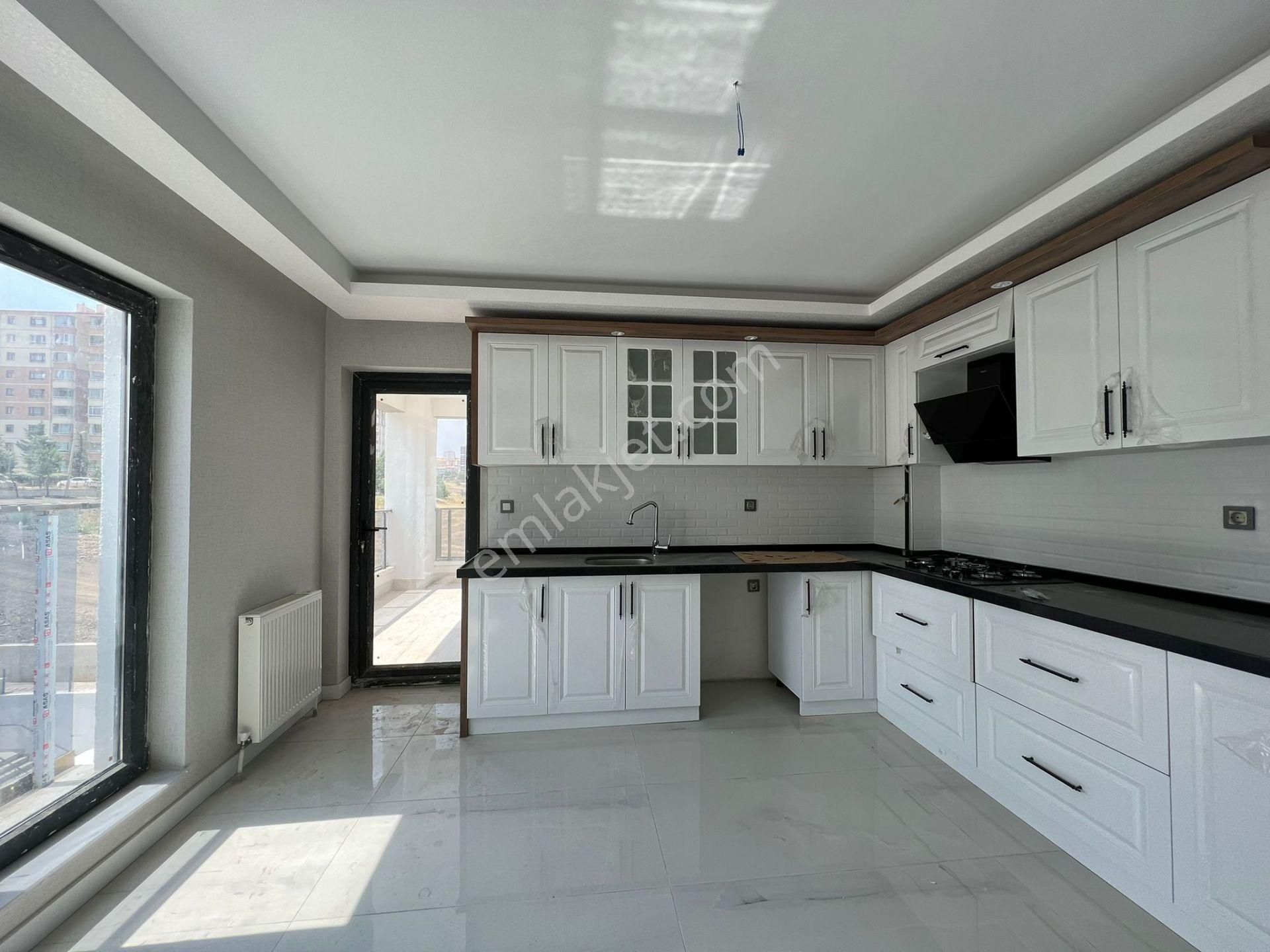 Kalecik Emlak'tan Hastane Yakını Full Donanımlı Lüx Sitede G.odalı 4+1 - Görsel 3