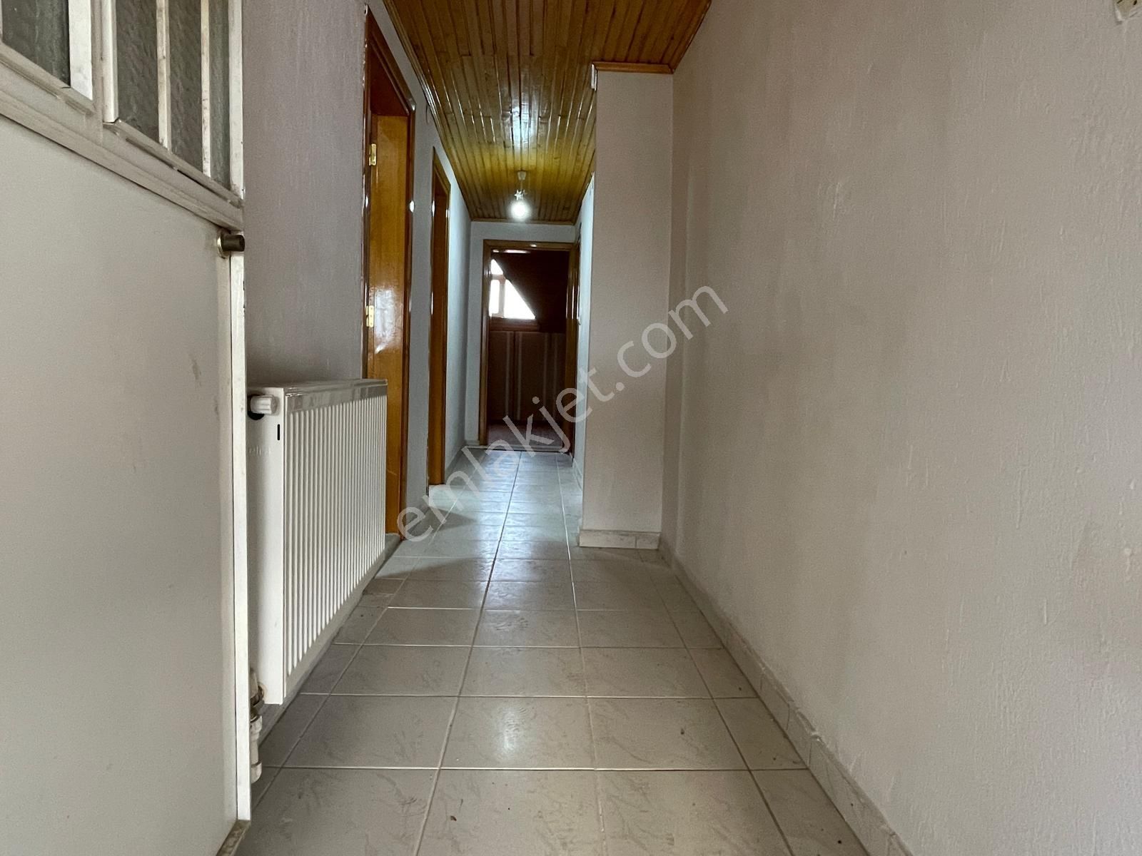 Binyapı'dan Kuşpınarda Geniş Teraslı Kiralık Çatı Katı Daire - Görsel 3