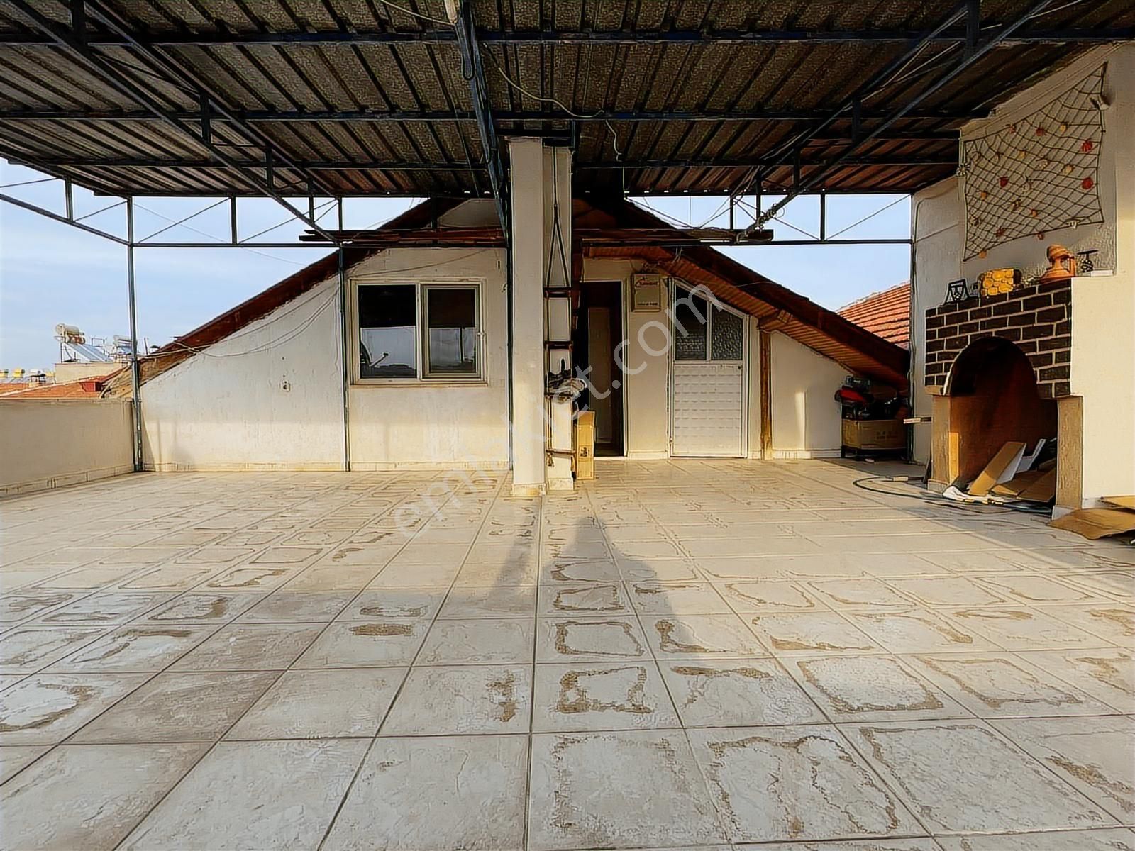 Binyapı'dan Kuşpınarda Geniş Teraslı Kiralık Çatı Katı Daire - Görsel 4