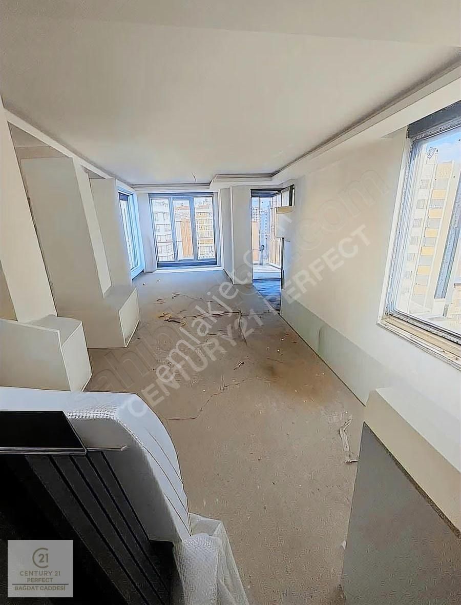 Fenerbahçe'nın En Güzel Sokagında Yenı Büyük M2 Havuzlu 3 + 1 - Görsel 4