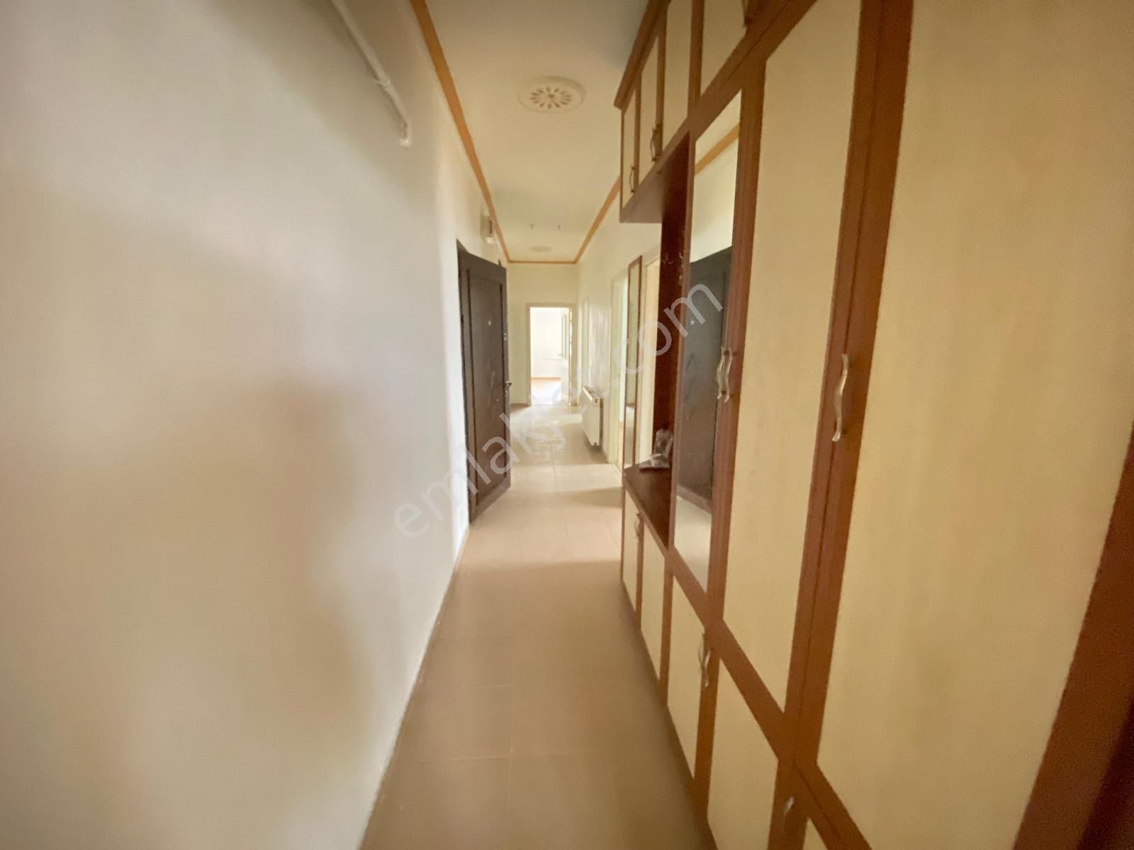 Ekin Mahallesinde 3+1 Çok Geniş Giriş Kat Daire - Görsel 6