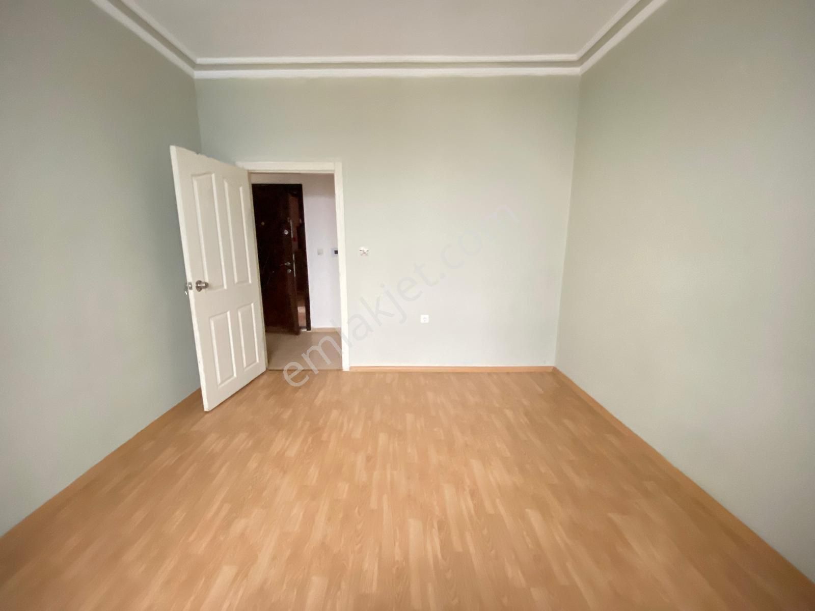 Ekin Mahallesinde 3+1 Çok Geniş Giriş Kat Daire - Görsel 10