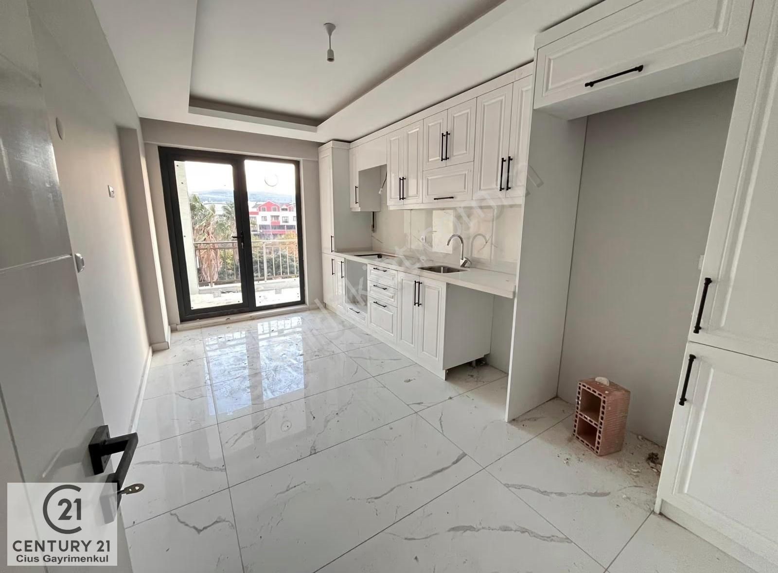 C21 Cius; Yeni Binada 145 M2 Önü Açık 3+1 Kiralık Daire