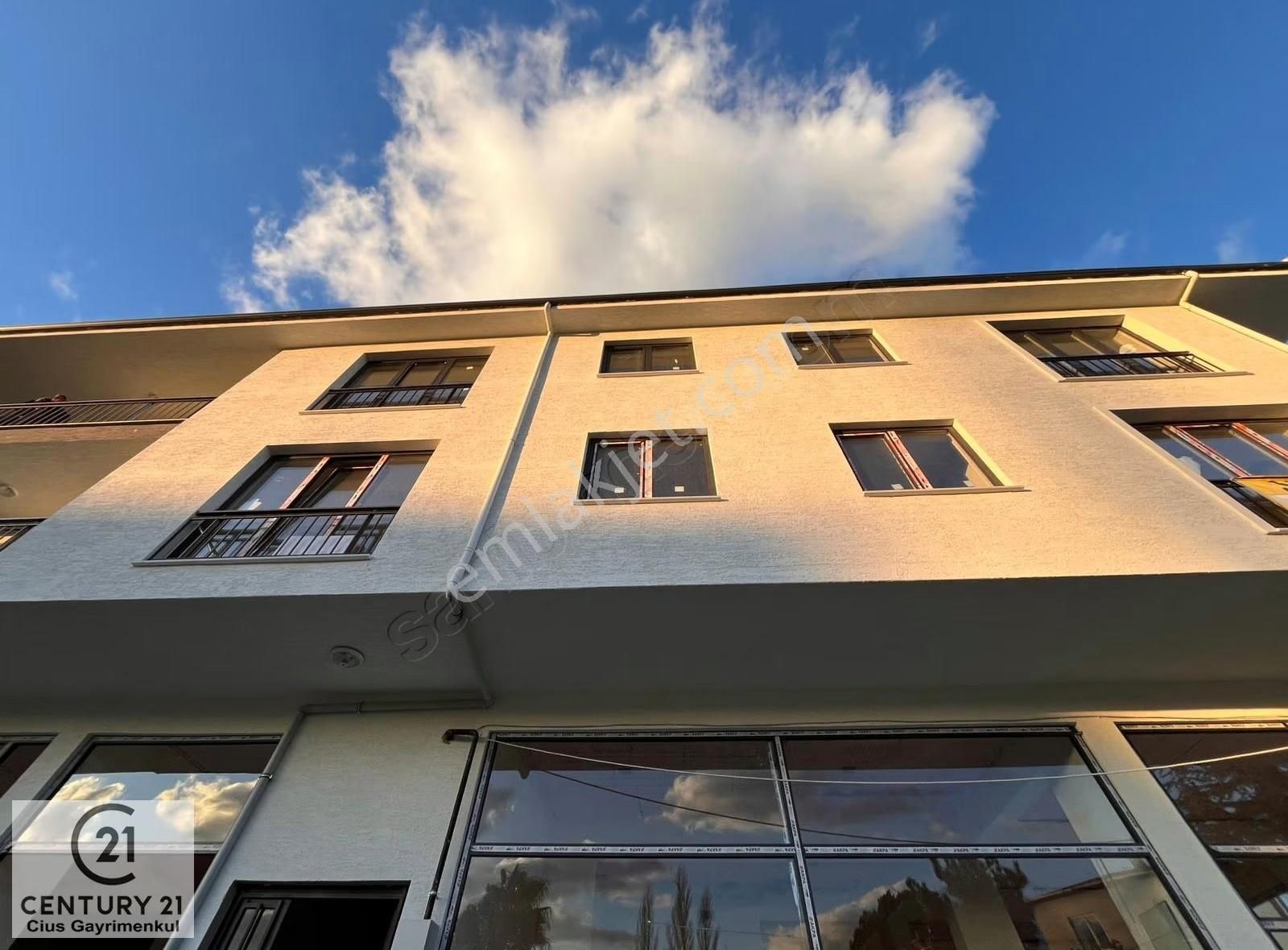 C21 Cius; Yeni Binada 145 M2 Önü Açık 3+1 Kiralık Daire - Görsel 10