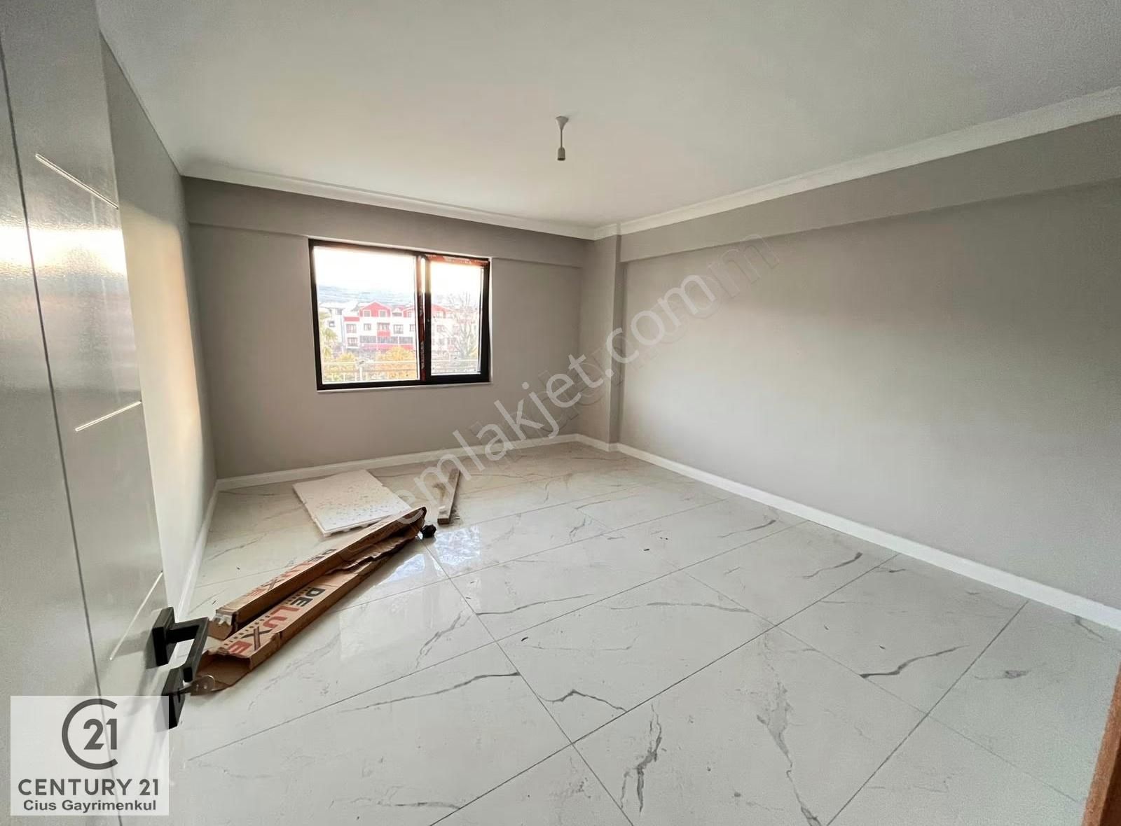 C21 Cius; Yeni Binada 145 M2 Önü Açık 3+1 Kiralık Daire - Görsel 12