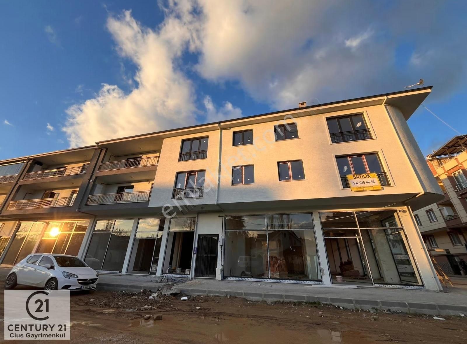 C21 Cius; Yeni Binada 145 M2 Önü Açık 3+1 Kiralık Daire - Görsel 23