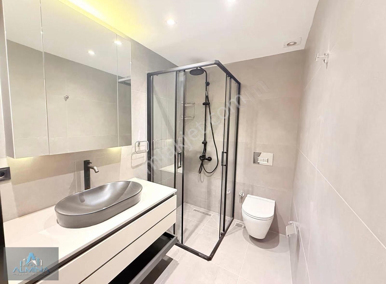 Almina'dan Balat'ta Lüks Kira Garantili Daire - Görsel 23