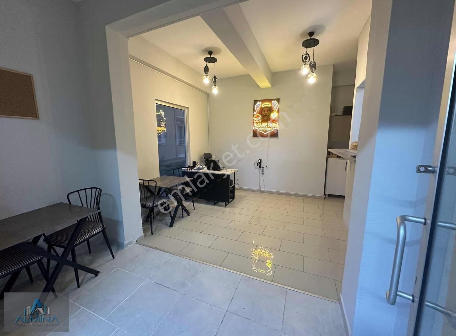 Almina'dan Kurulu Düzeni Olan Devren Satılık Fast Food Dükkanı - Görsel 11