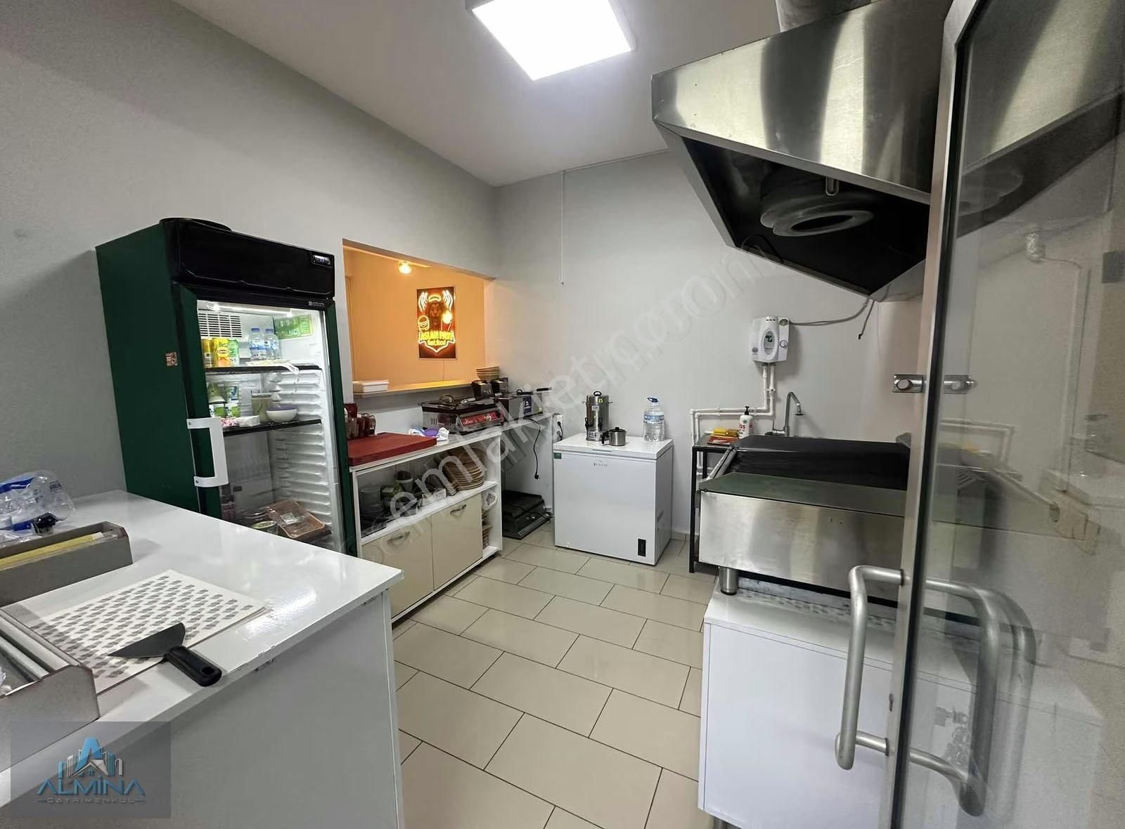 Almina'dan Kurulu Düzeni Olan Devren Satılık Fast Food Dükkanı - Görsel 13