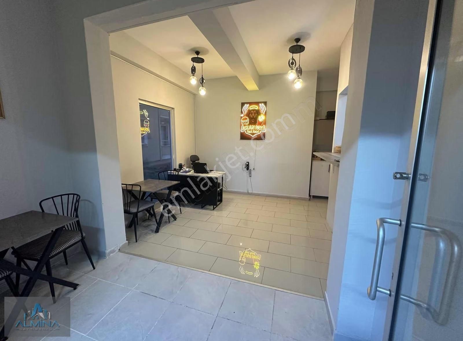Almina'dan Kurulu Düzeni Olan Devren Satılık Fast Food Dükkanı - Görsel 2