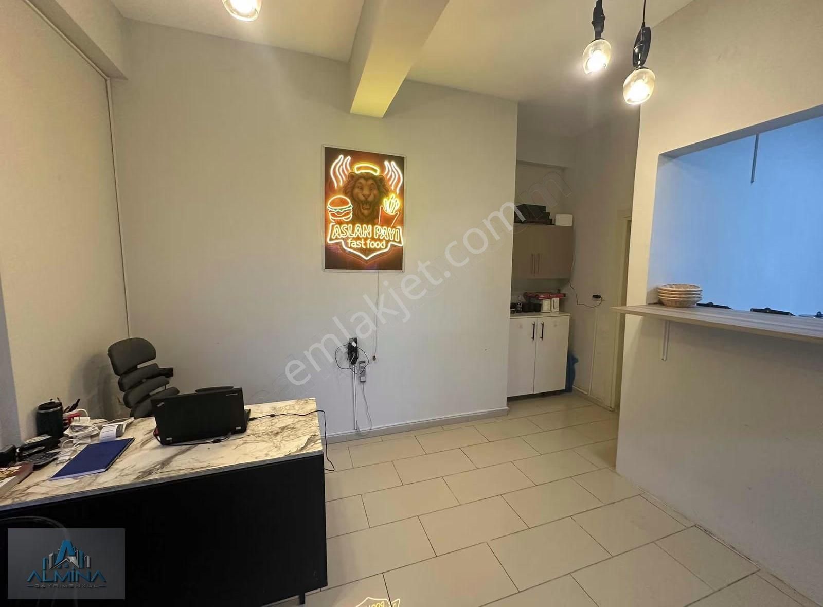 Almina'dan Kurulu Düzeni Olan Devren Satılık Fast Food Dükkanı - Görsel 16