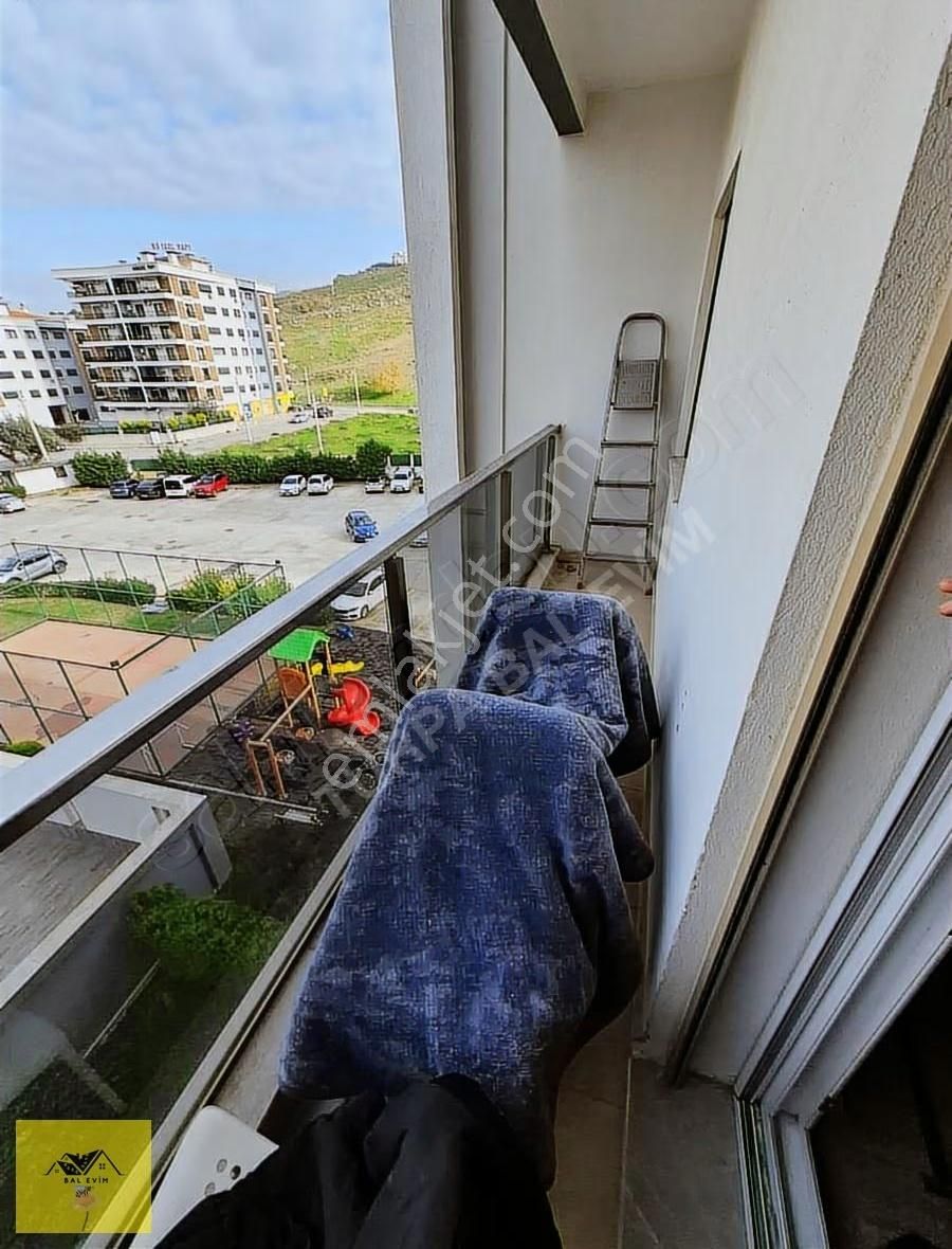 Çiğli 3+1 Kiralık Havuzlu Site - Görsel 26