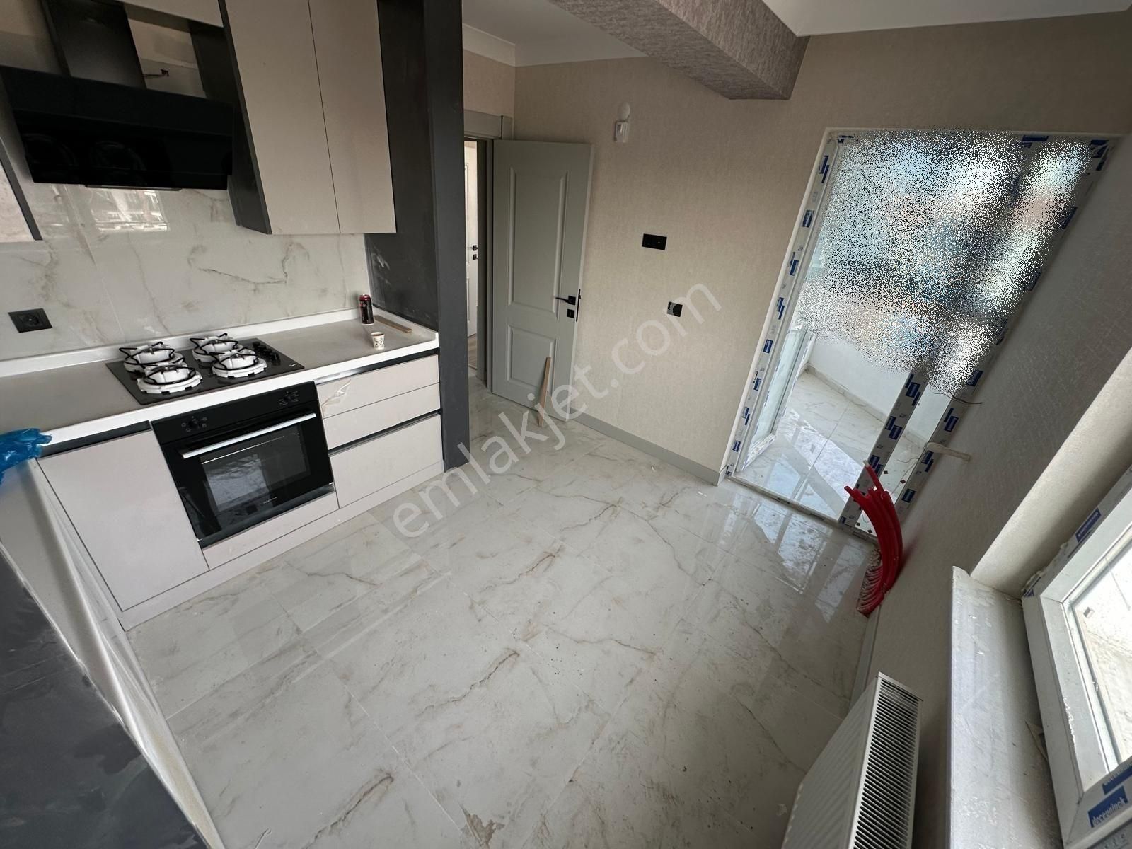 Fevzi Çakmak Mh.de 3+1 Cadde Cepheli Lüx Yapıda Satılık Daire - Görsel 3