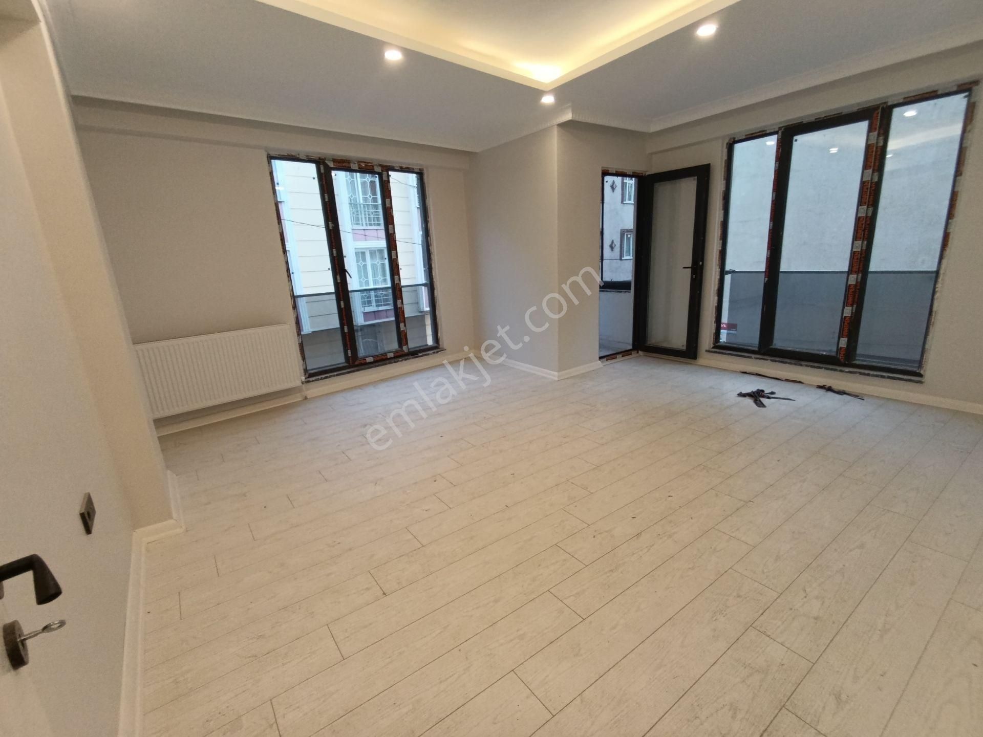 Zübeyde Hanım Mah.de Hakanlar İnşaattan Satılık 70m2 2+1 Daire