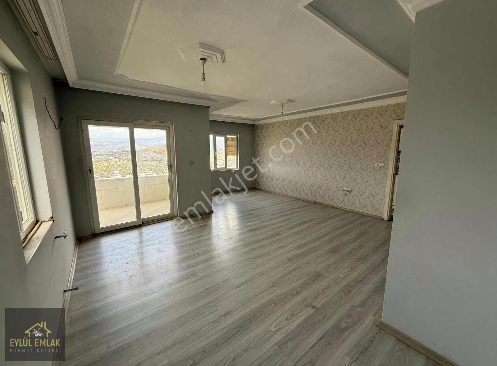 Milas Burgaz Mahallesinde 3+1 - Görsel 16