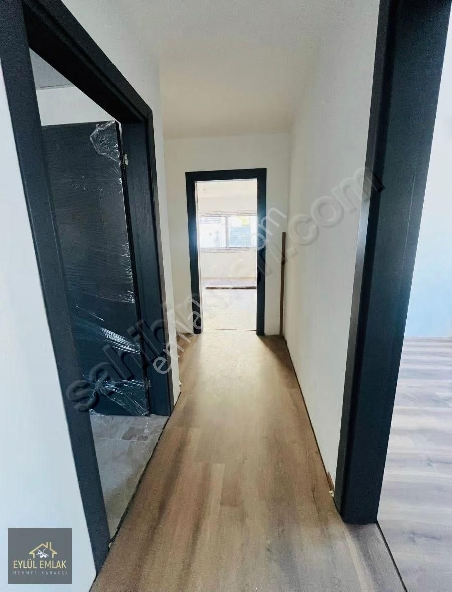 Mumcularda Satılık 2+1 Daire - Görsel 13