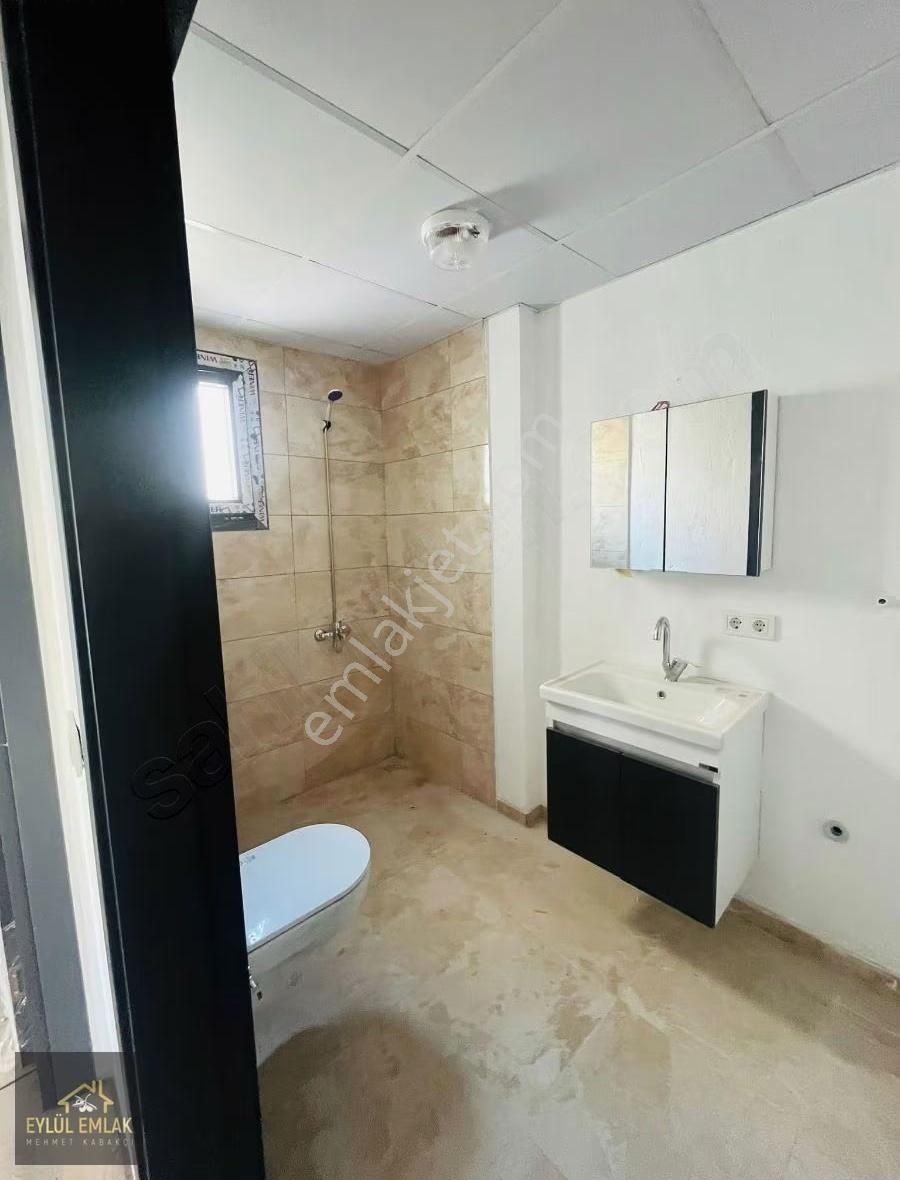 Mumcularda Satılık 2+1 Daire - Görsel 6