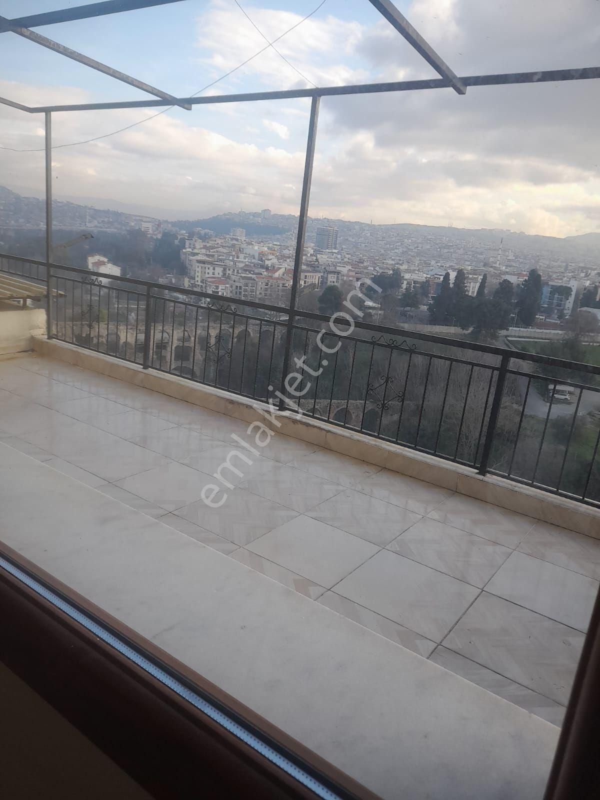 Karabağlar Kiralık Daire
