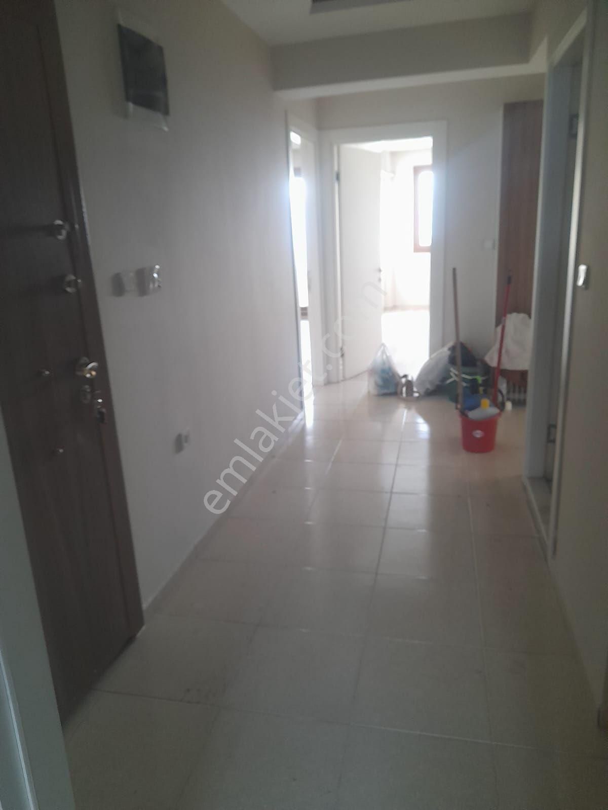 Karabağlar Kiralık Daire - Görsel 9