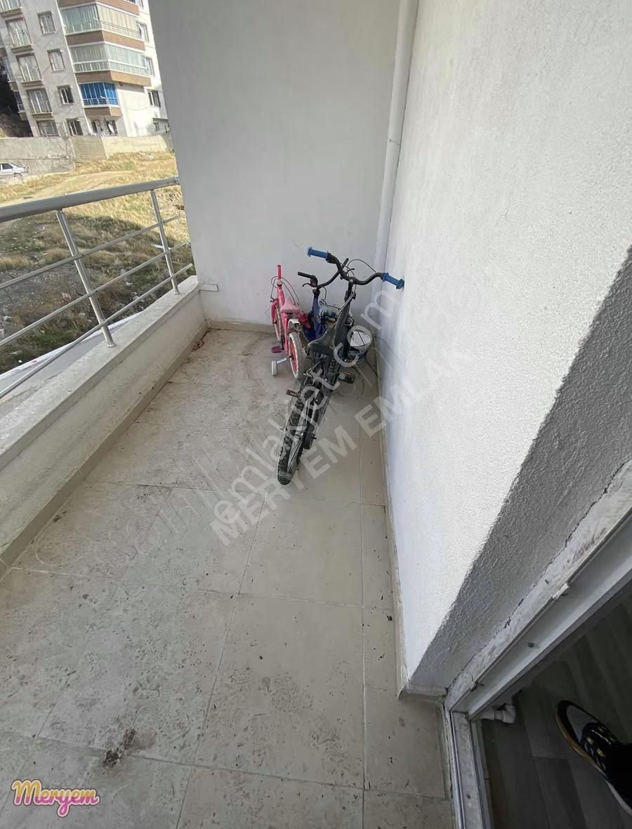 Meryem Emlak Tan Satılık 1 Katta 3+1 Geniş Daire - Görsel 22