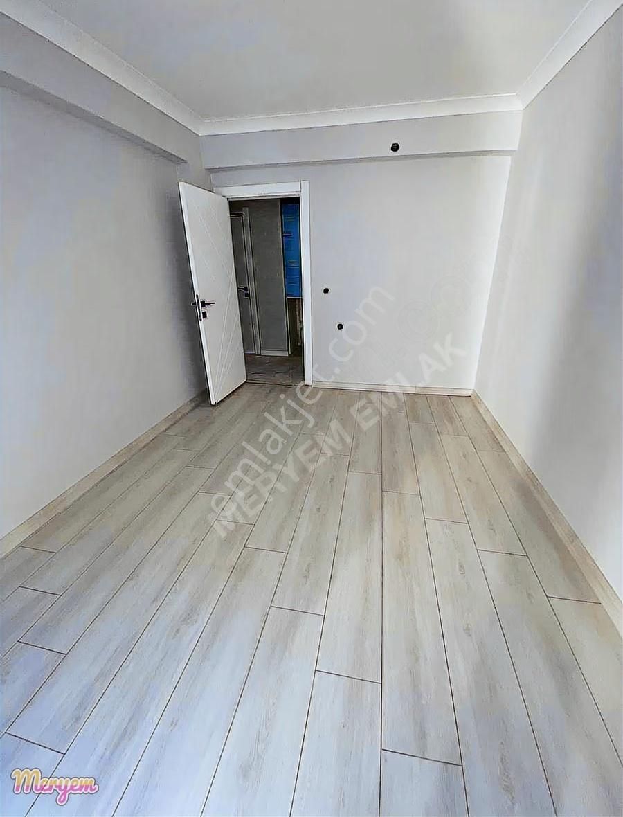 Meryem Emlak Tan Beşikkaya Da 3 Katta 3+1 Sıfır Satılık Daire - Görsel 15