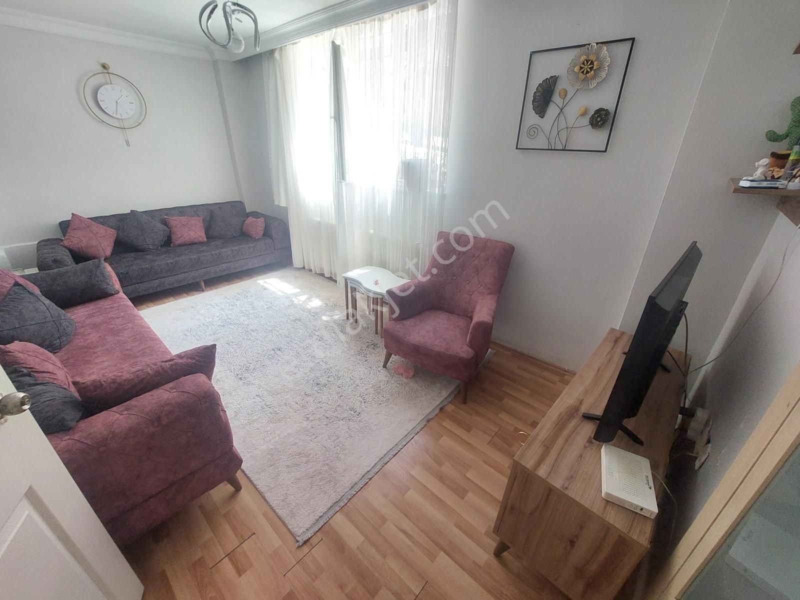 Şeref Emlak Satılık Müstakil Bahçeli Daire 2,950,000 Tl