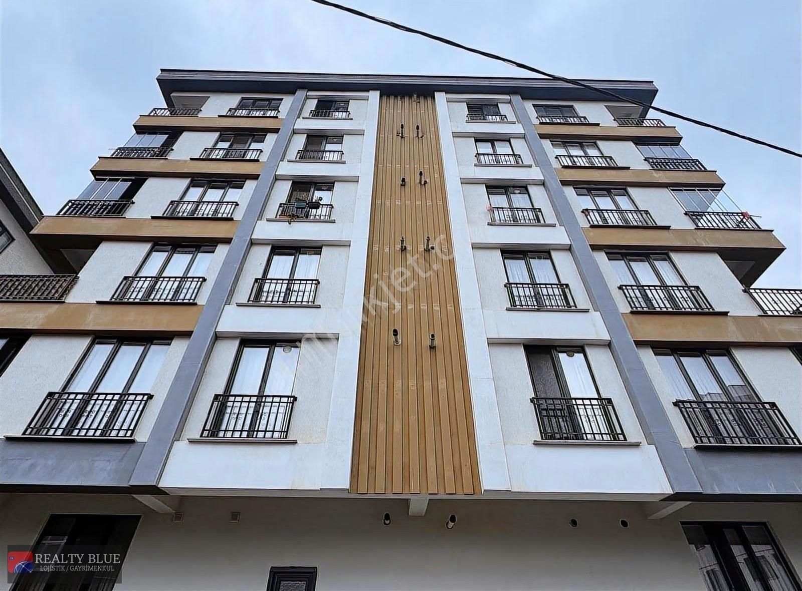 Çekmeköy'de Ebeveyn Banyolu Otoparklı Geniş Mutfak 3+1 Daire. - Görsel 9