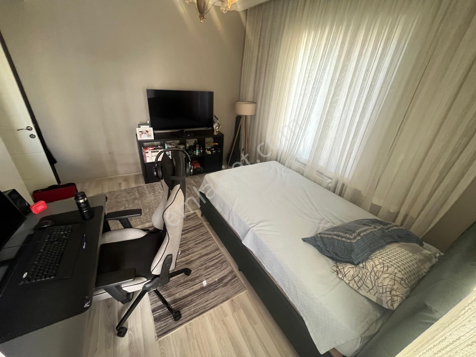 Yenimahalle Ata Mhde 4+1 Site İçinde Lüks Ebeveyn Banyolu Harika Konumda Daire - Görsel 18