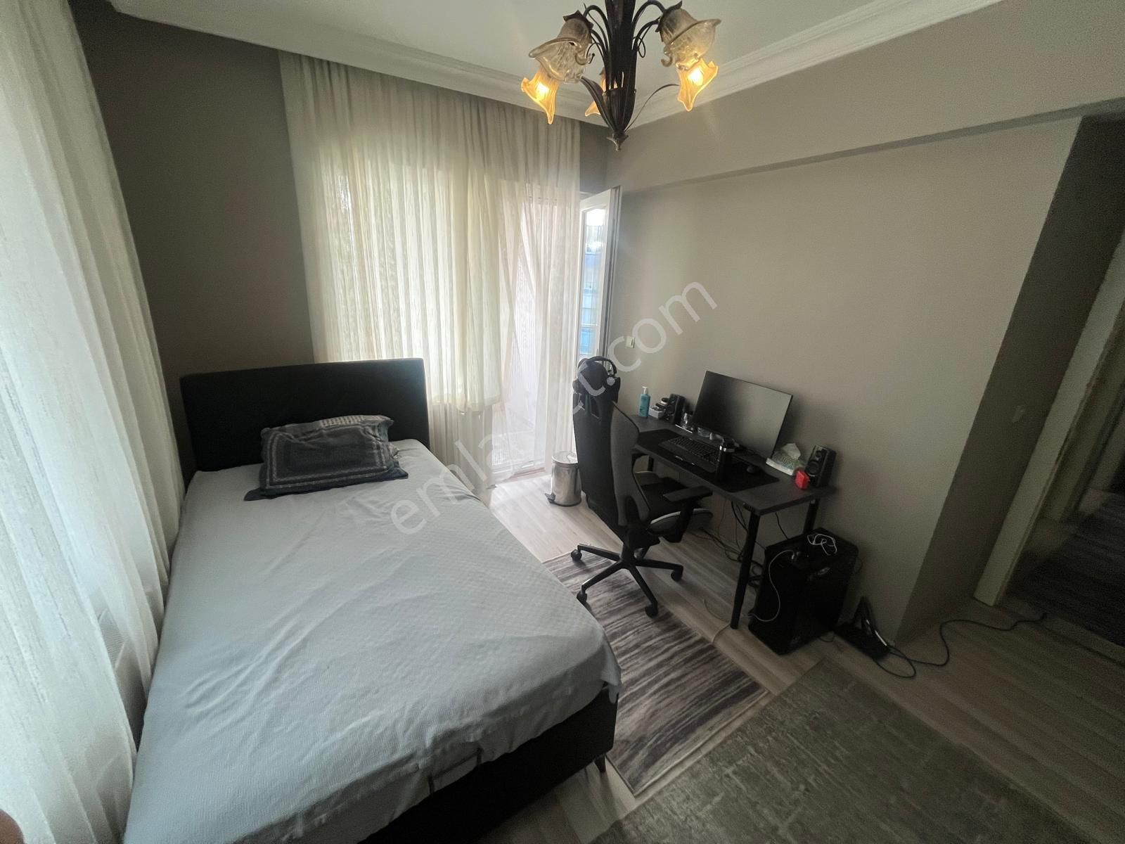 Yenimahalle Ata Mhde 4+1 Site İçinde Lüks Ebeveyn Banyolu Harika Konumda Daire - Görsel 13