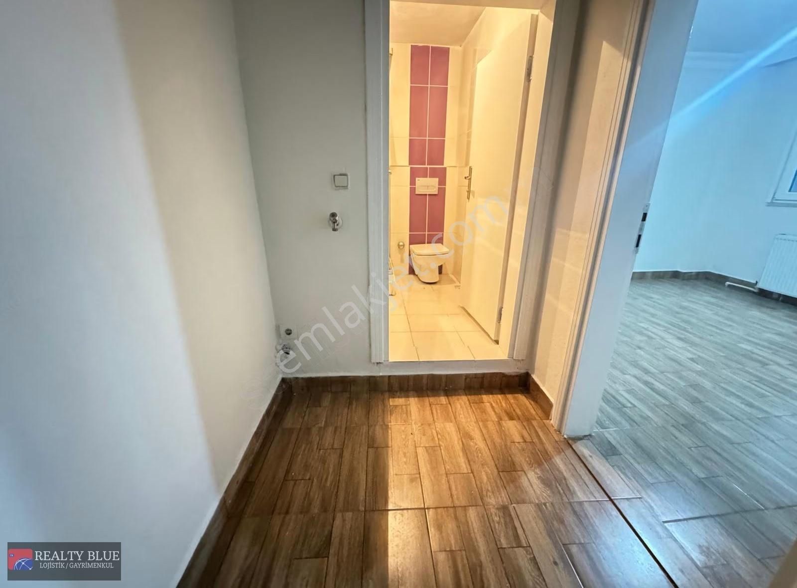 Çekmeköy'de Metroya Yakın 2+1 Kredi Sorunu Olmayan İskanlı Daire - Görsel 9