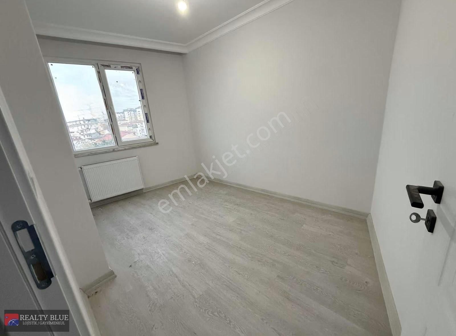 Ahmet Yesevi'de 2+1 Sıfır Cadde Üzeri Daire - Görsel 12