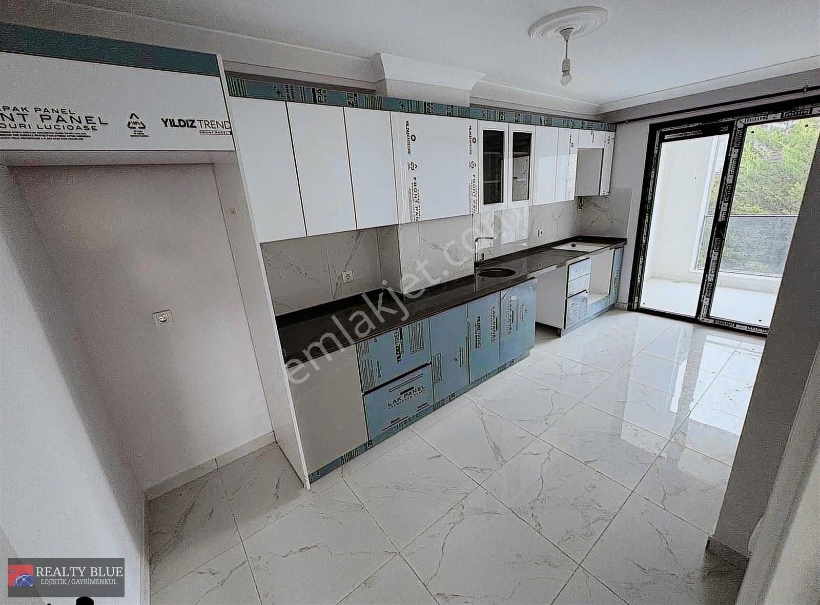 Sultanbeyli Necip Fazıl Mah Satılık Lüx 2+1 Daire