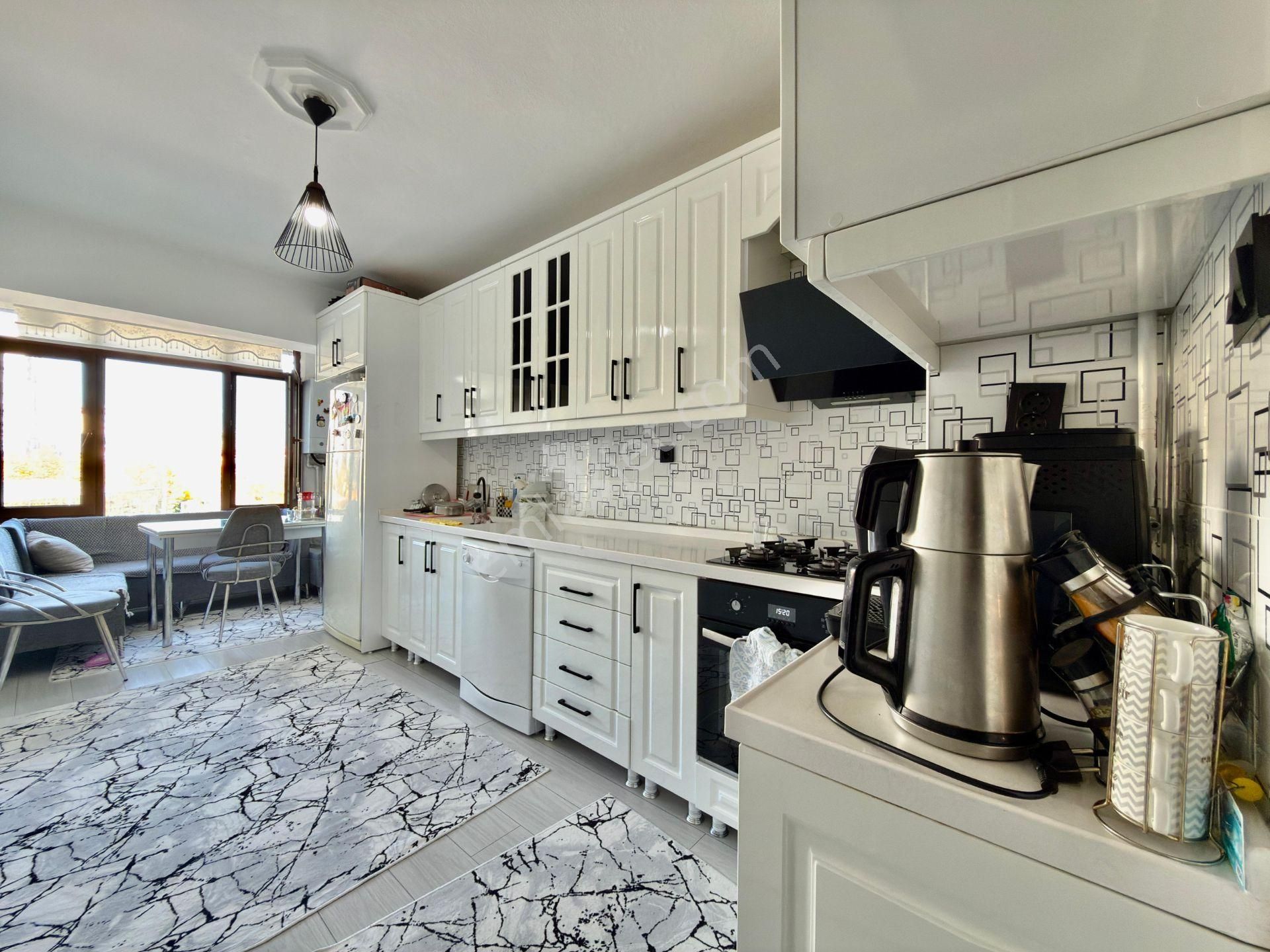 Kalecik Emlak'tan Merkez Mahallesinde Yapılı Masrafsız 3+1 Daire - Görsel 3