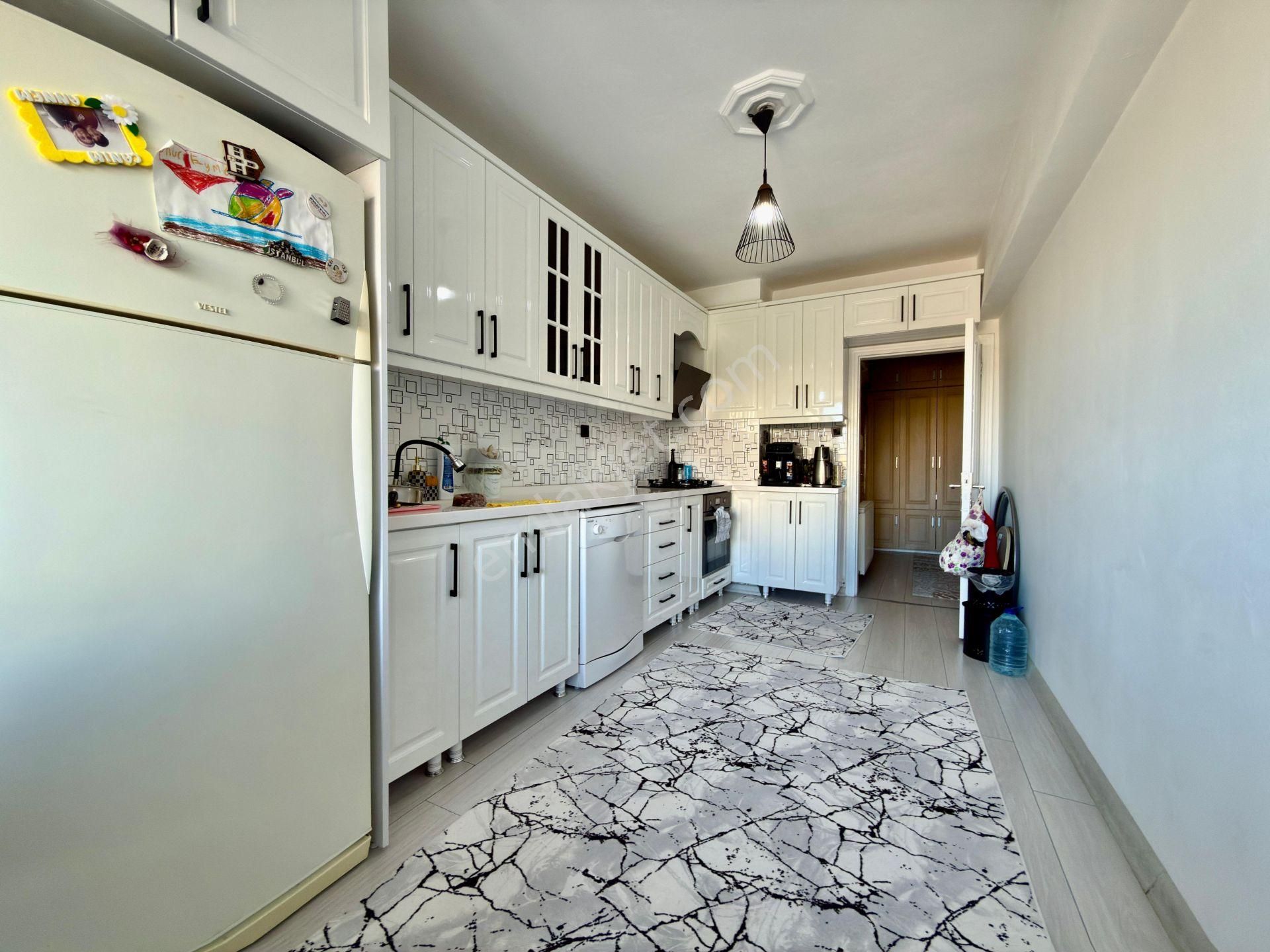 Kalecik Emlak'tan Merkez Mahallesinde Yapılı Masrafsız 3+1 Daire - Görsel 2