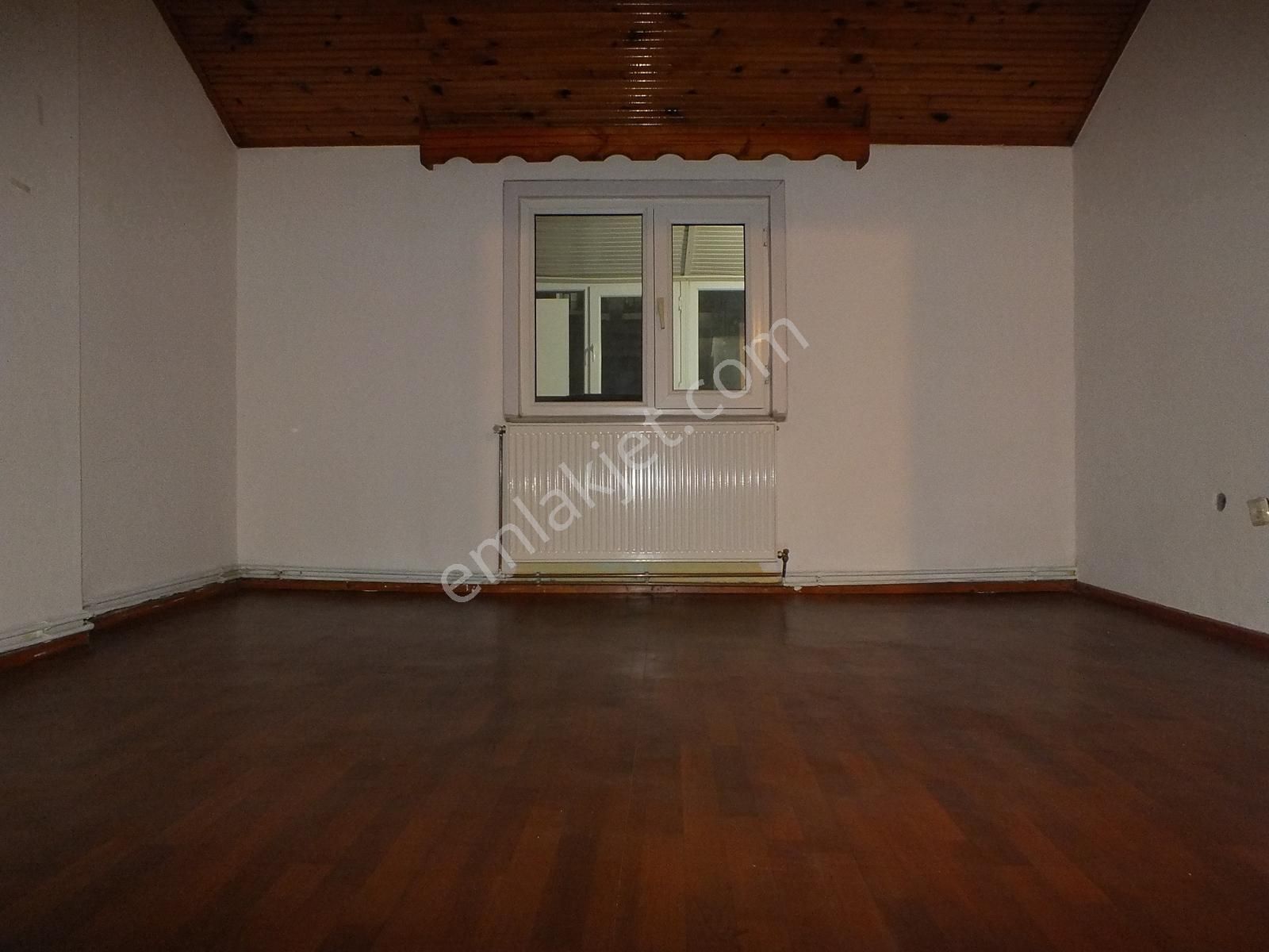 Güllübağlar Mah.2+1 Kiralık 120m2 Çift Teraslı Çatı Katı Daire - Görsel 15