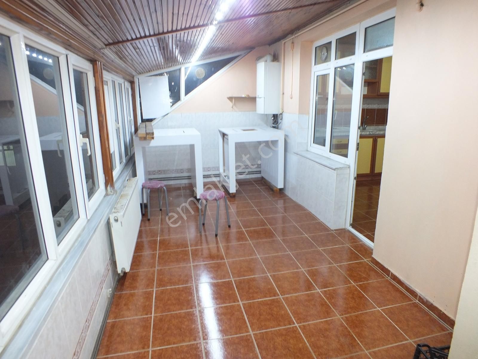Güllübağlar Mah.2+1 Kiralık 120m2 Çift Teraslı Çatı Katı Daire - Görsel 5