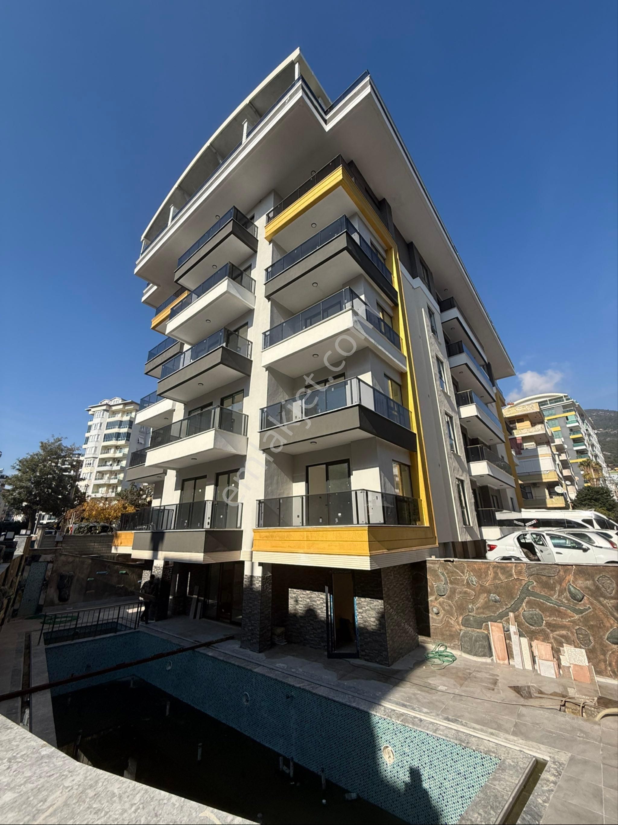⸻ 🏡 Alanya Kellerpinarı Mahallesi’nde Merkezi Konumda 2+1 Daire