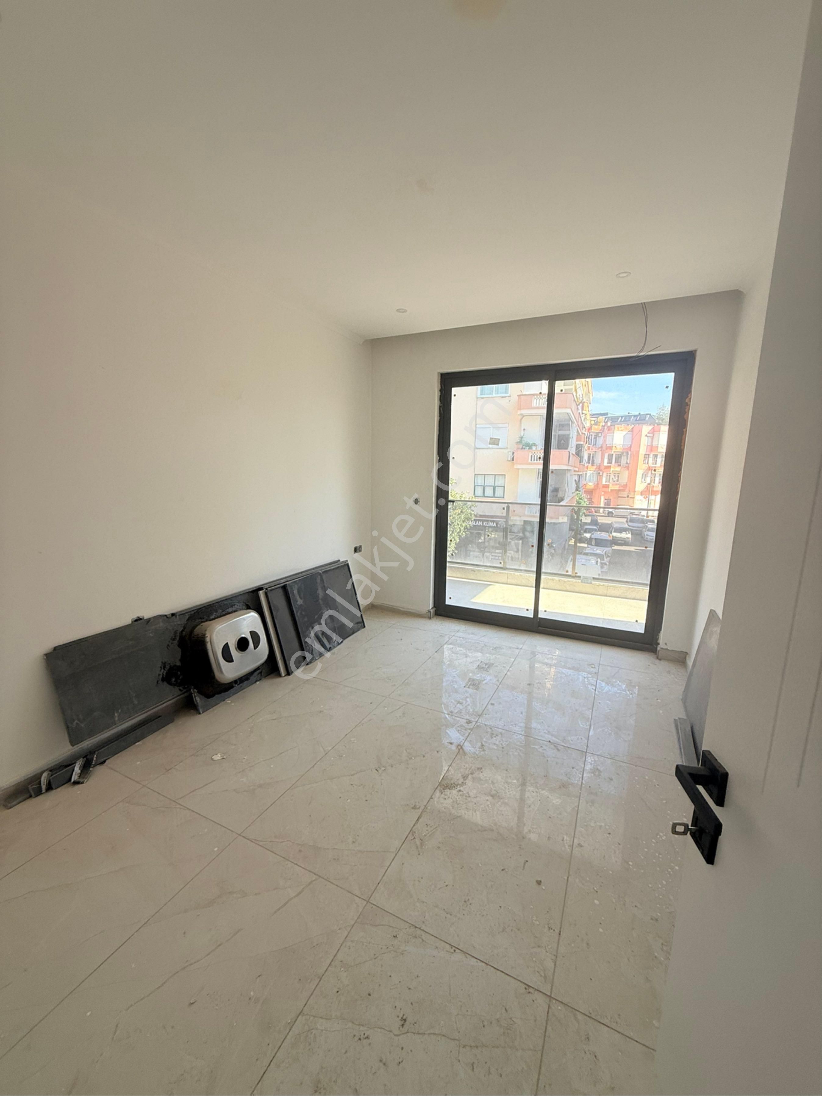 ⸻ 🏡 Alanya Kellerpinarı Mahallesi’nde Merkezi Konumda 2+1 Daire - Görsel 12