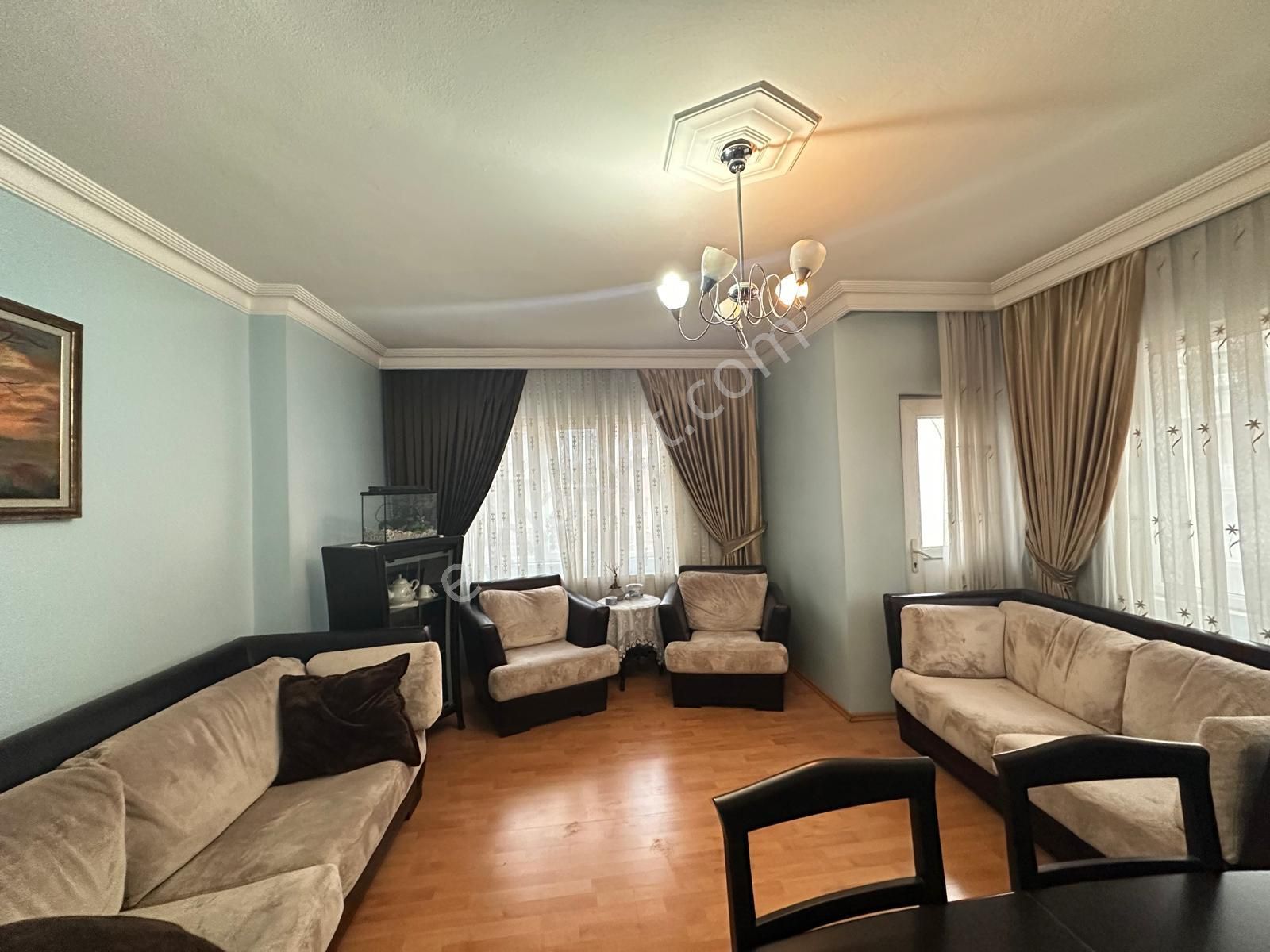 Mevlanada Harika Konumda Büyük Geniş 3+1 Ferah Daire - Görsel 7